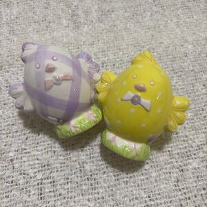 ceramic vintage salt and pepper shaker easter chicks cottagecore kitchen holiday